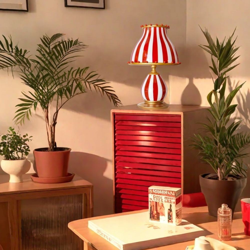 Circus tafellamp - Rood-Witte Strepen Metalen Design HL1048