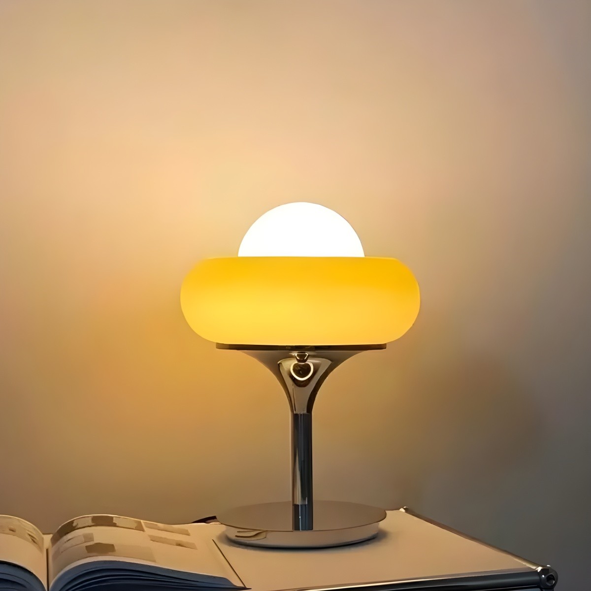 Bauhaus Eiertaart Tafellamp HL272