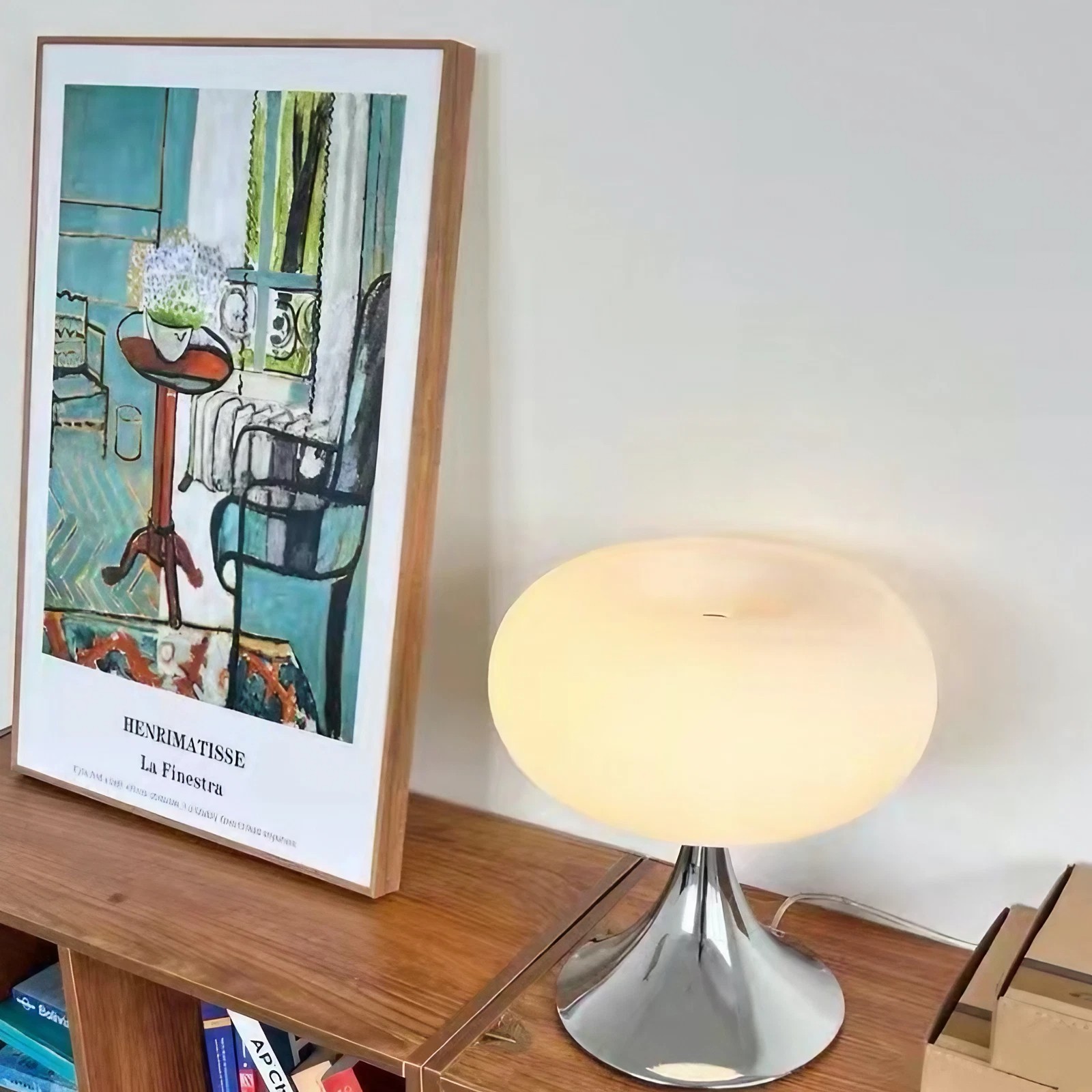 Bauhaus Appelvormige Glazen Tafellamp HL232