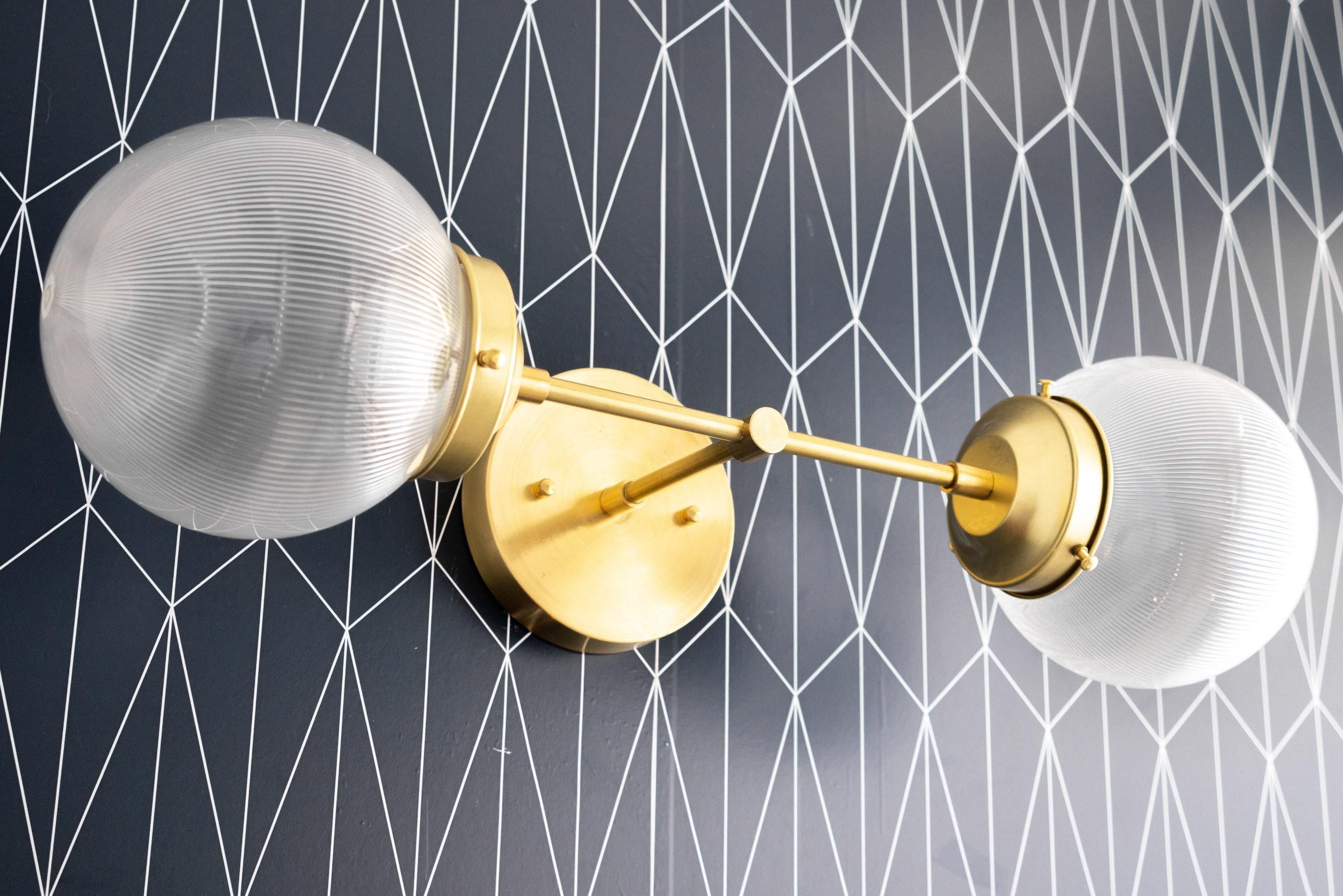 Lumio Globe Veelzijdige Wandlamp - Dimbaar Licht voor Badkamer en Gang HL1715