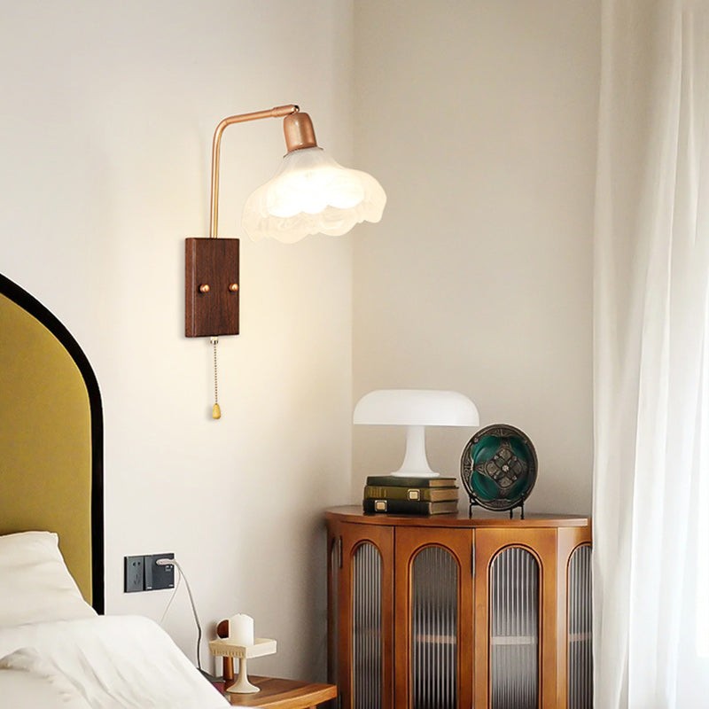 Franse ijzeren glazen bloemenwandlamp met zwenkarm en rits HL1087