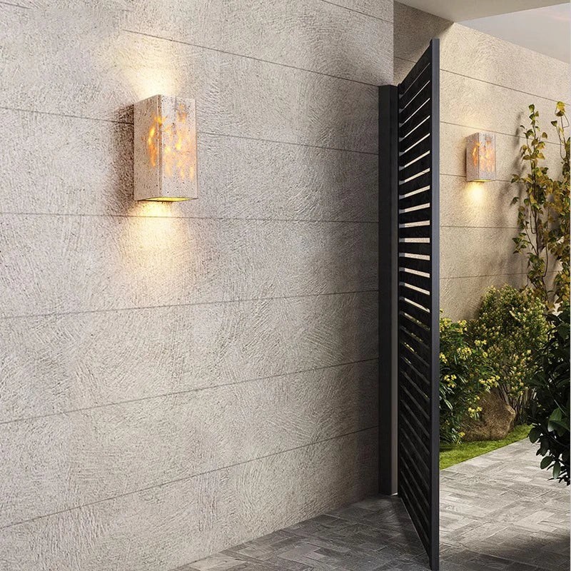 Minimalistische LED-wandlamp voor buiten van travertijnsteen HL1278