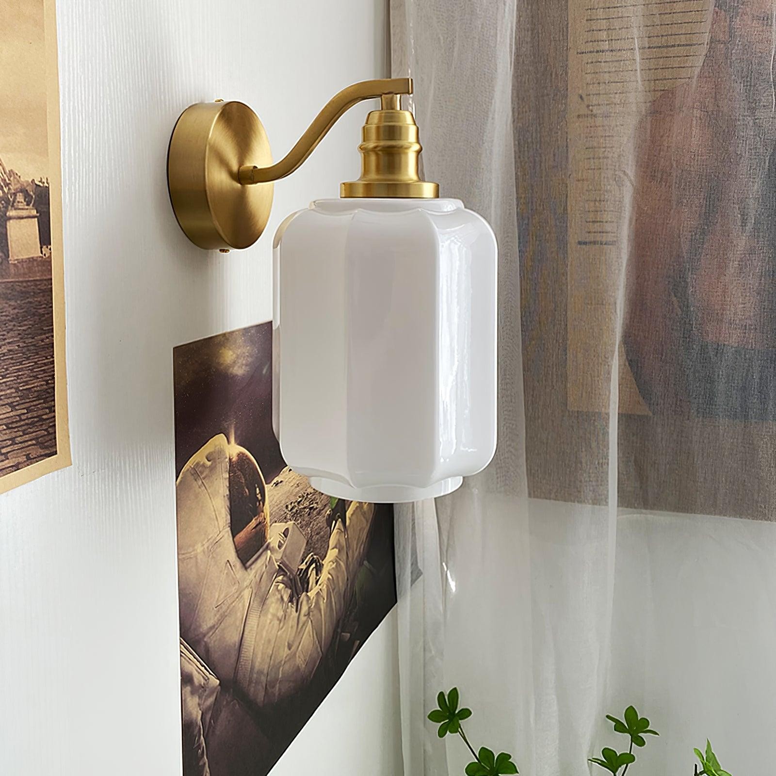 Retro wandlamp van messing en glas HL546