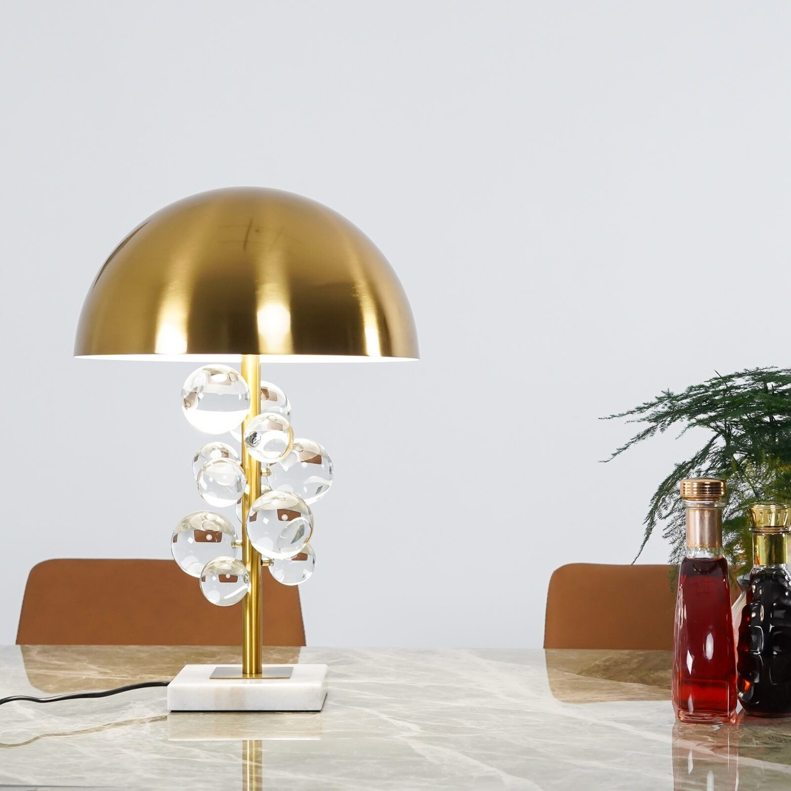 Moderne creatieve metalen tafellamp HL535