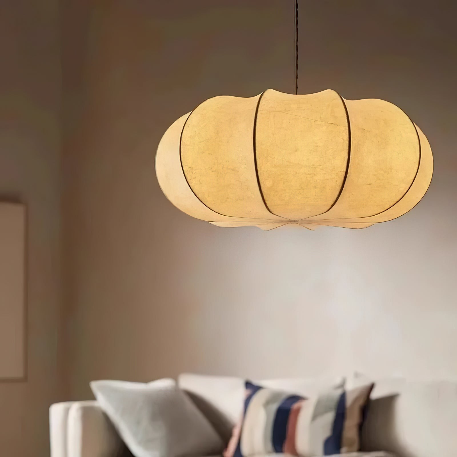 Moderne creatieve platte ronde zijden hanglamp HL660