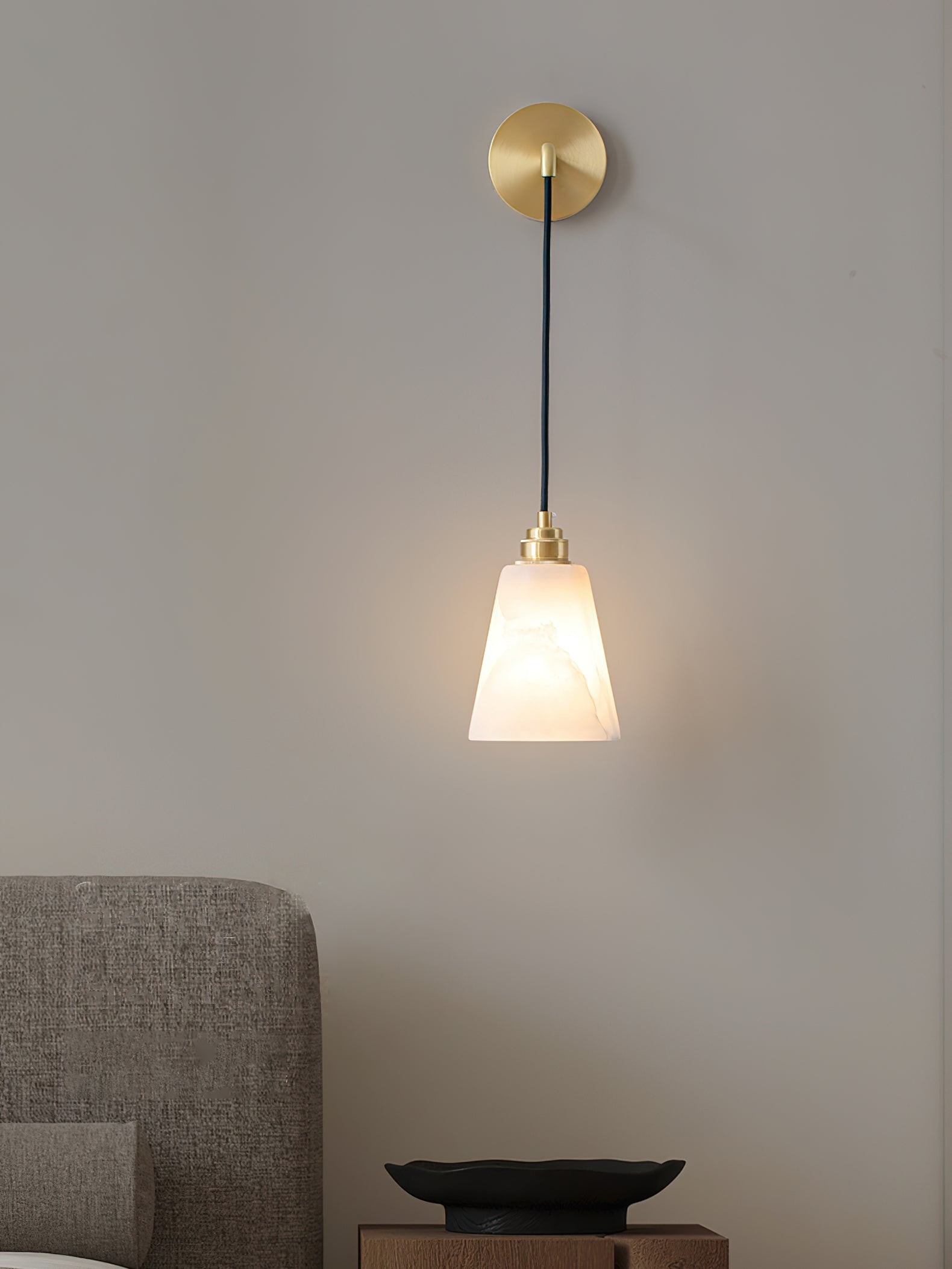 Druppelvormige alabaster wandlamp HL2956