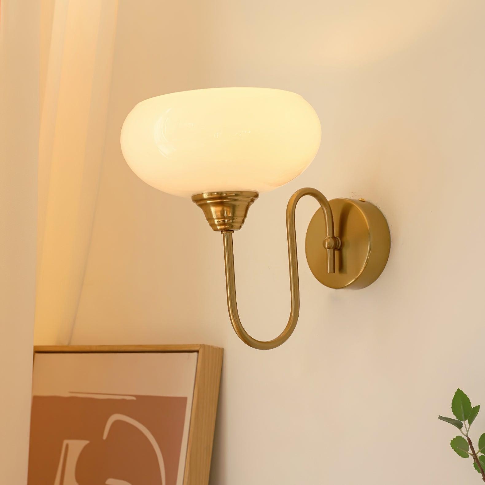 Bauhaus Wind Cream Glazen Kap Metalen Gebogen Paal Wandlamp HL958