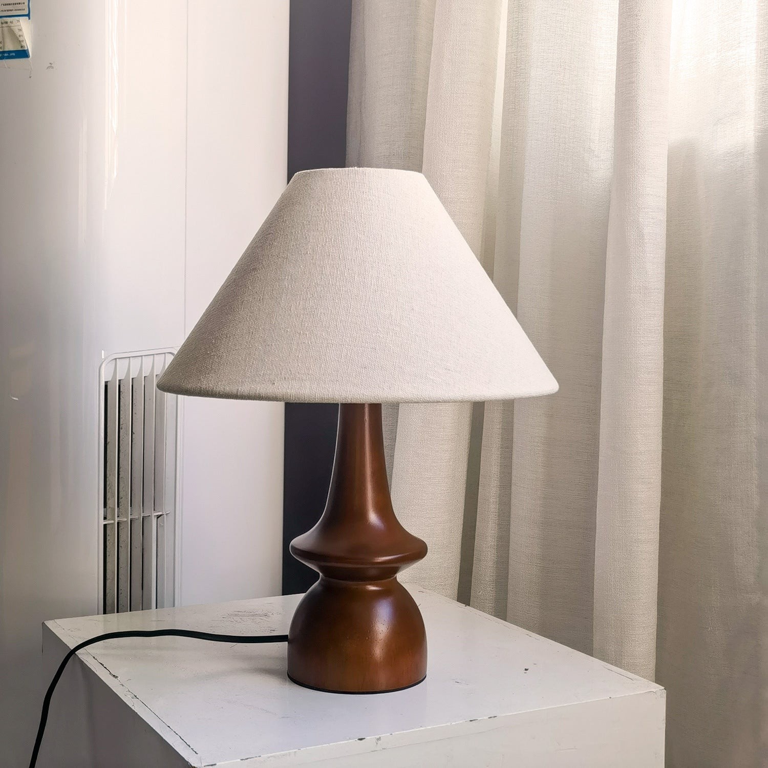 Olivia Vintage Massief Houten Tafellamp HL1259