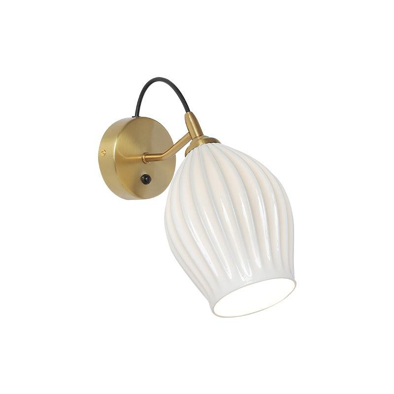 Crèmekleurige keramische geribbelde wandlamp HL498