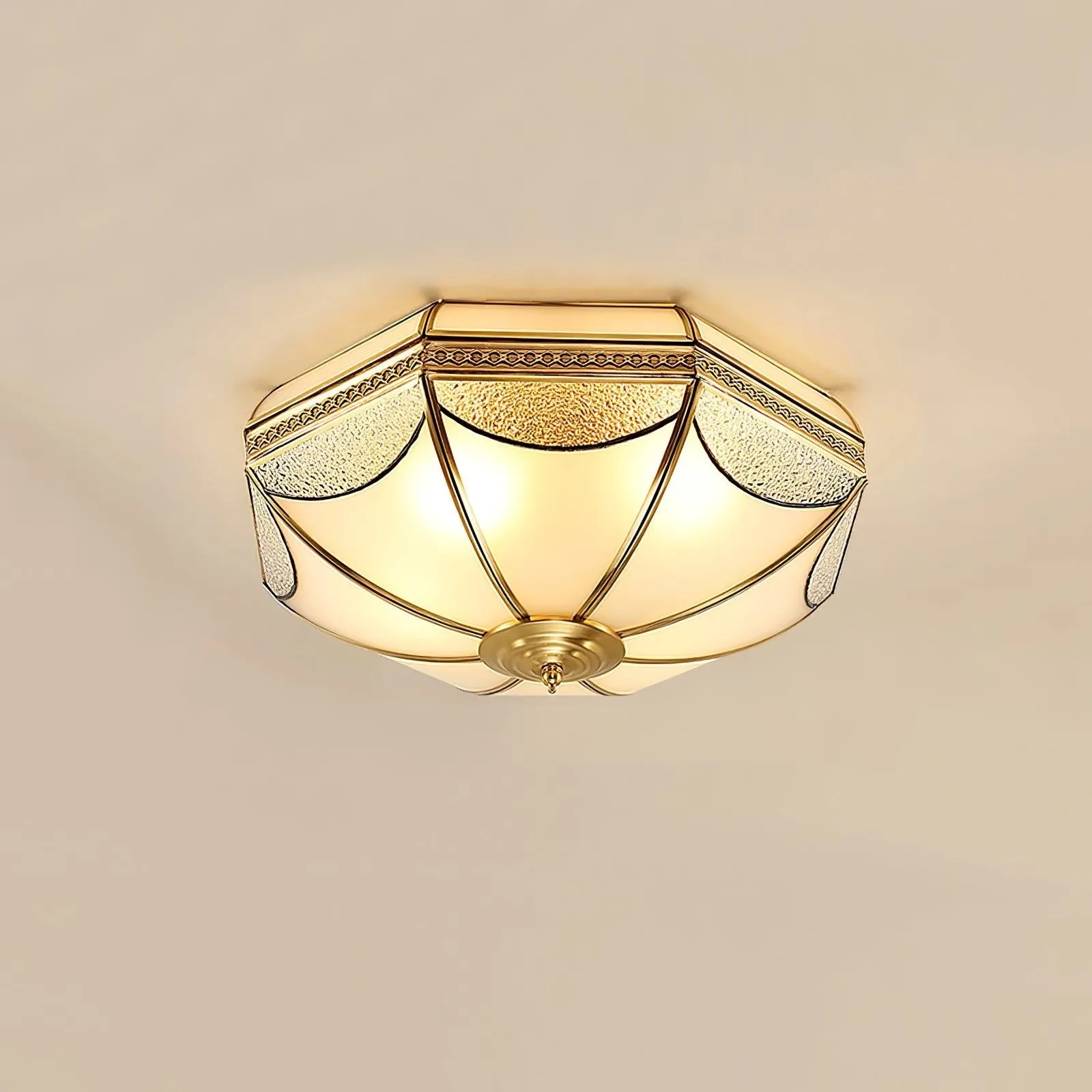 Plafondlamp in de vorm van een koepel in pakhuisvorm HL834