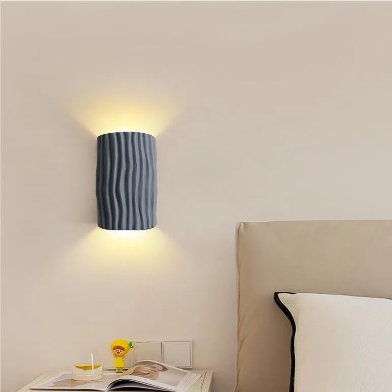 Cilinder geribbelde wandlamp van hars HL224