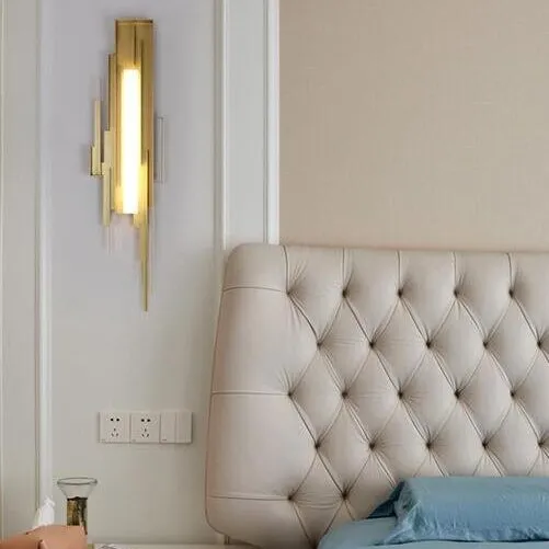 Schans gebeeldhouwde wandlamp