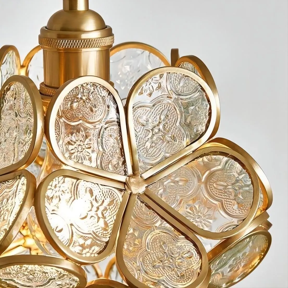 Romantische handgeblazen glazen bloemblad hanglamp HL47