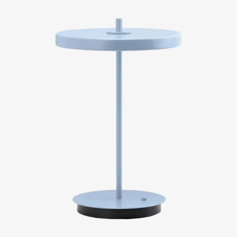 Astris Moderne Minimalistische Metalen Tafellamp met Zachte LED-verlichting voor Woonkamer en Kantoor HL2360