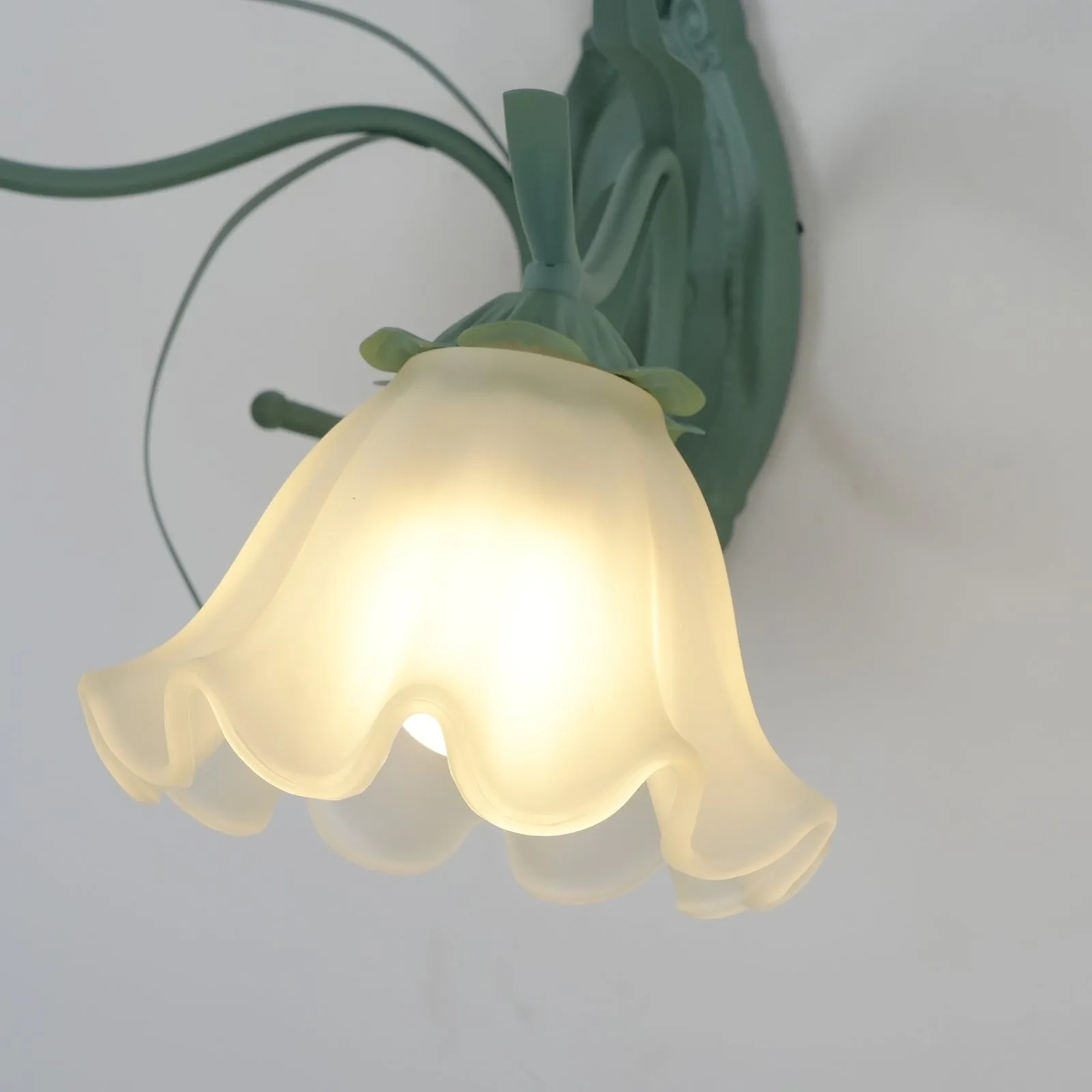 Nordic Retro Leliebloem Glazen Wandlamp HL304