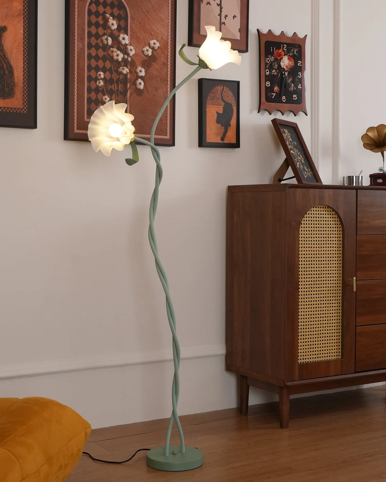 Creatieve multi-kops wikkelbloemvormige vloerlamp HL403