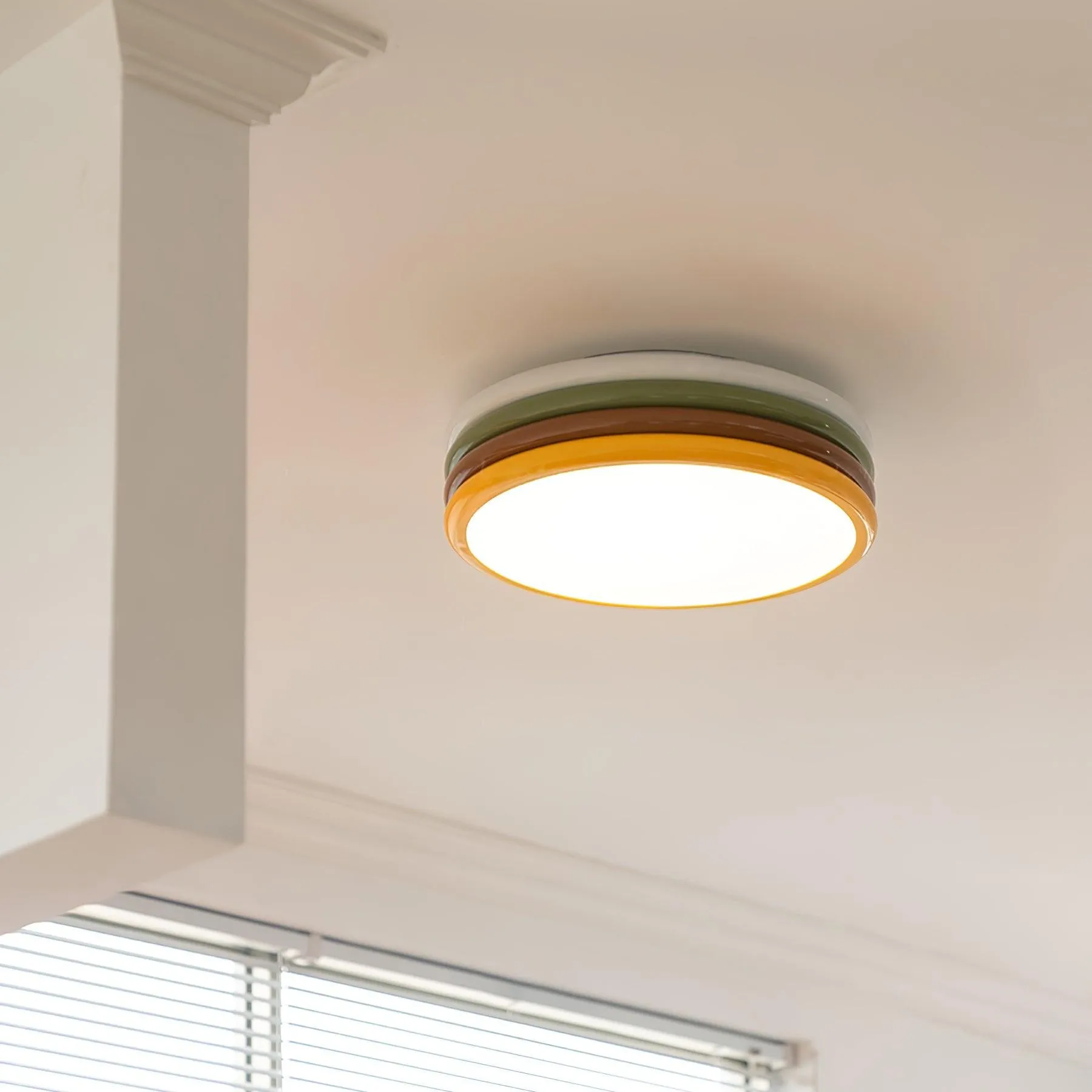 Scandinavische eenvoudige kleurrijke plafondlamp van acryl voor slaapkamer HL486