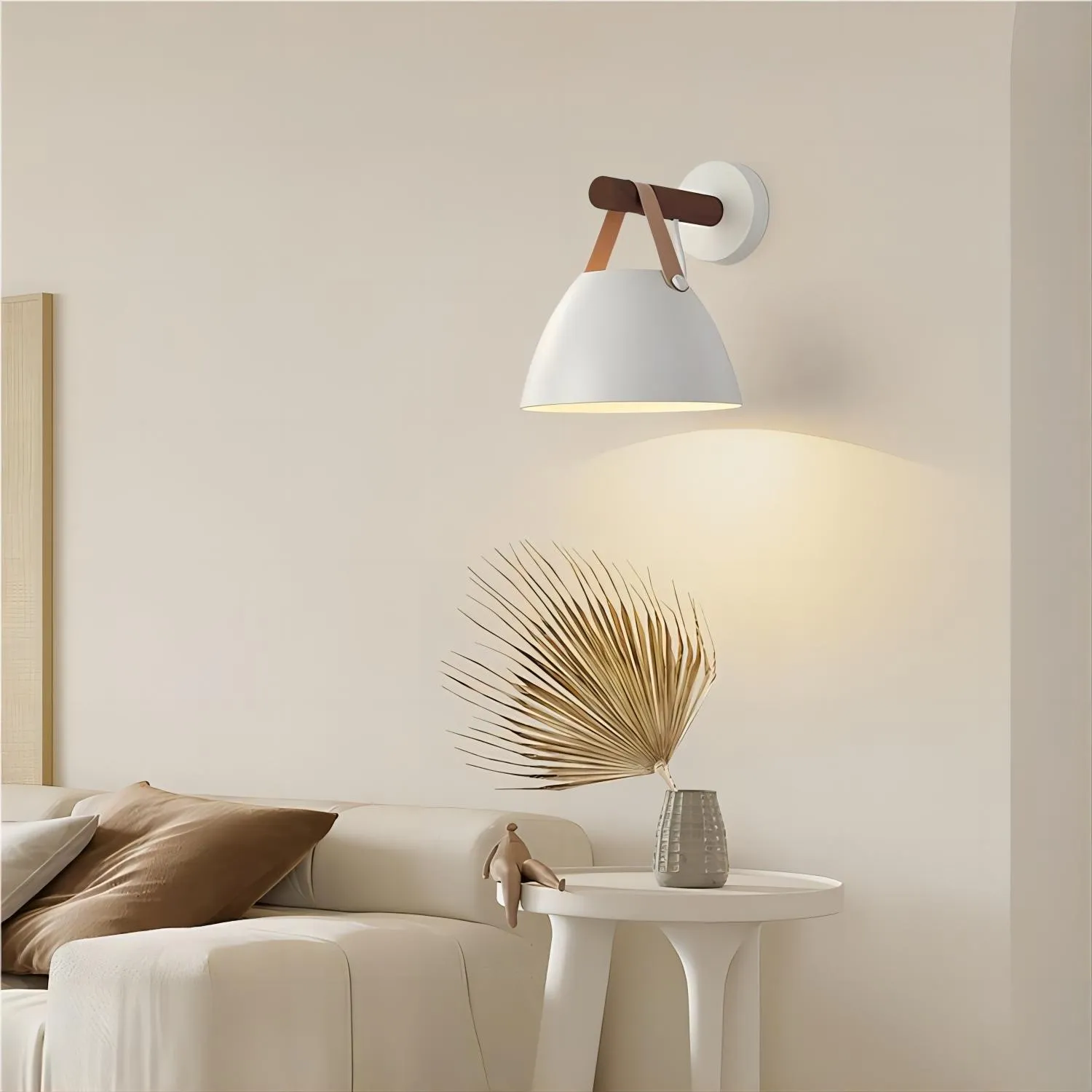 Scandinavisch design walnoothouten riemwandkandelaar HL89