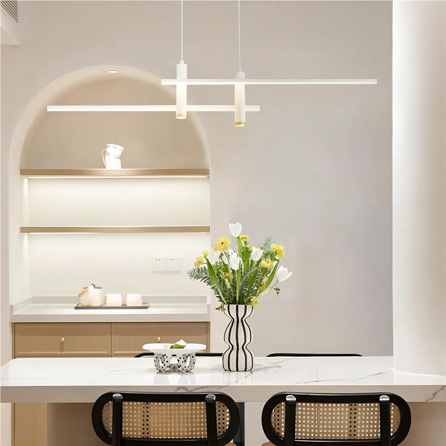 Moderne meerlaagse lineaire dimbare hanglamp HL150