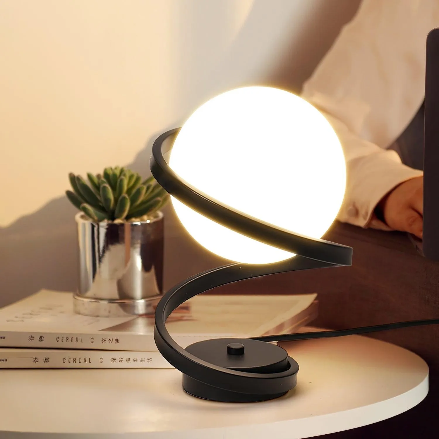 Wave Curve Pearl Design Orb Tafellamp HL221