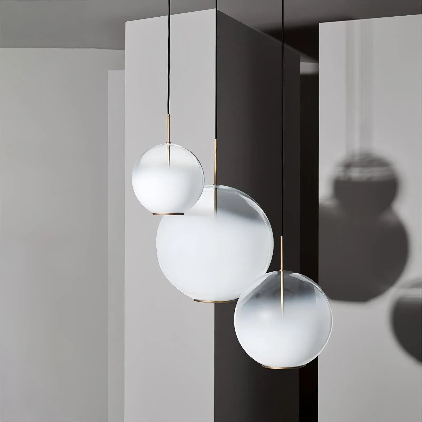 Eenvoudige bolvormige druppelvormige glazen hanglamp HL888