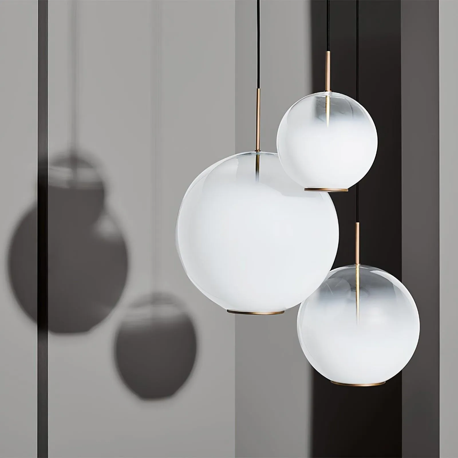 Eenvoudige bolvormige druppelvormige glazen hanglamp HL888