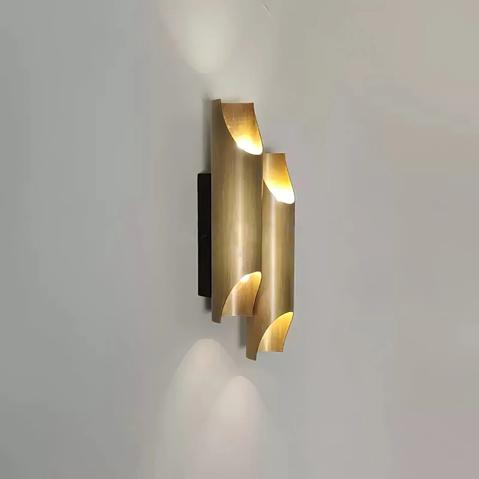Dubbele buis wandlamp van messing HL404
