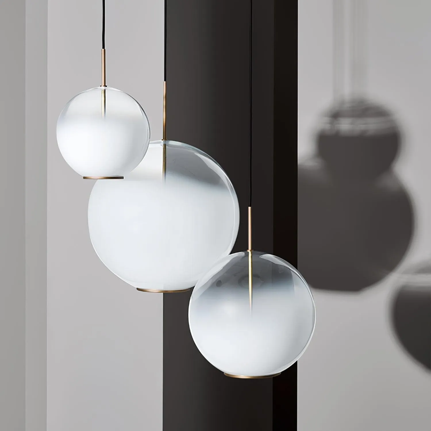 Eenvoudige bolvormige druppelvormige glazen hanglamp HL888