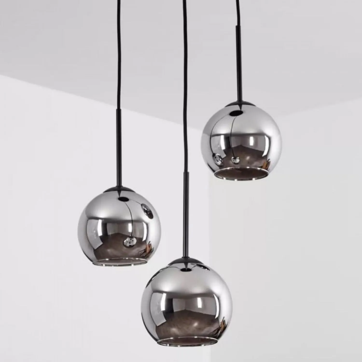 Koyoto rookgrijze glazen bol hanglamp